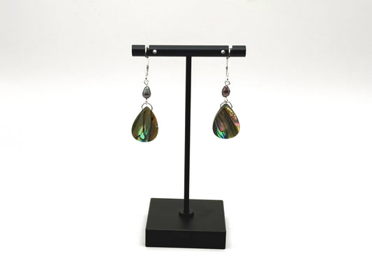 Iridescent Poise Earrings